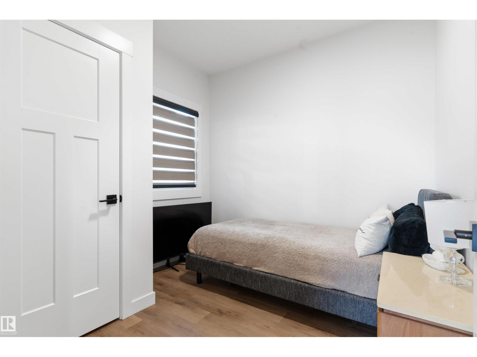 22328 88 Av Nw Property Photo 4