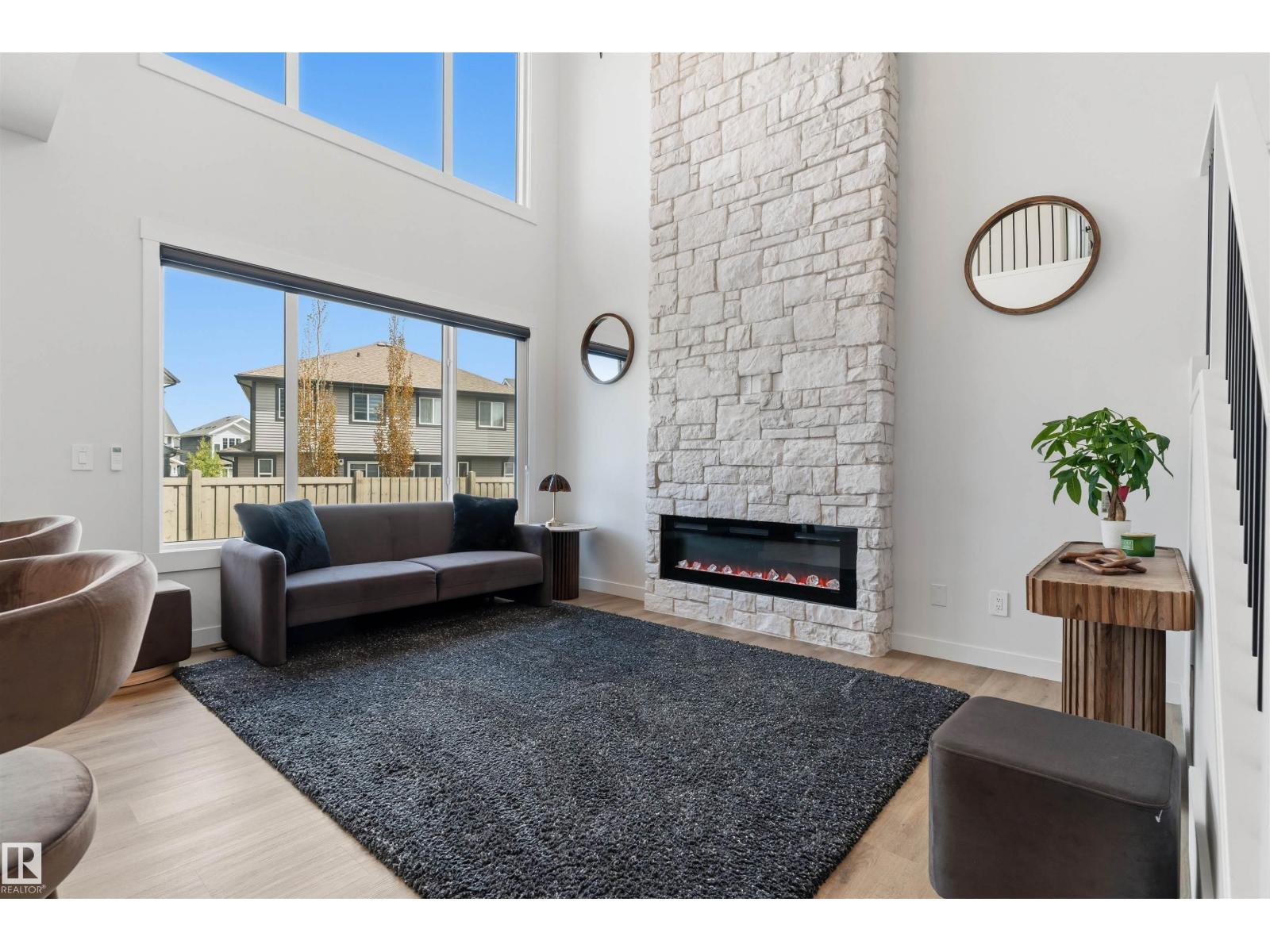 22328 88 Av Nw Property Photo 9