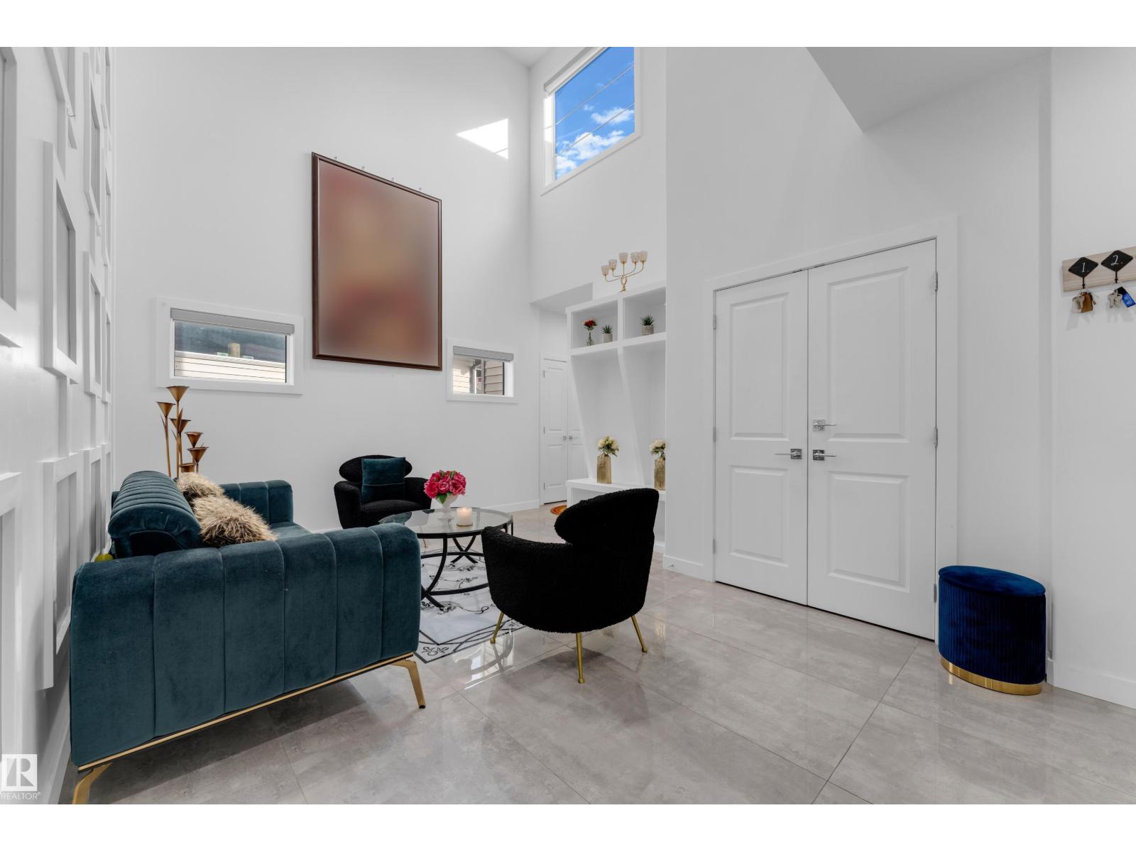 1360 20 St Nw Property Photo 4