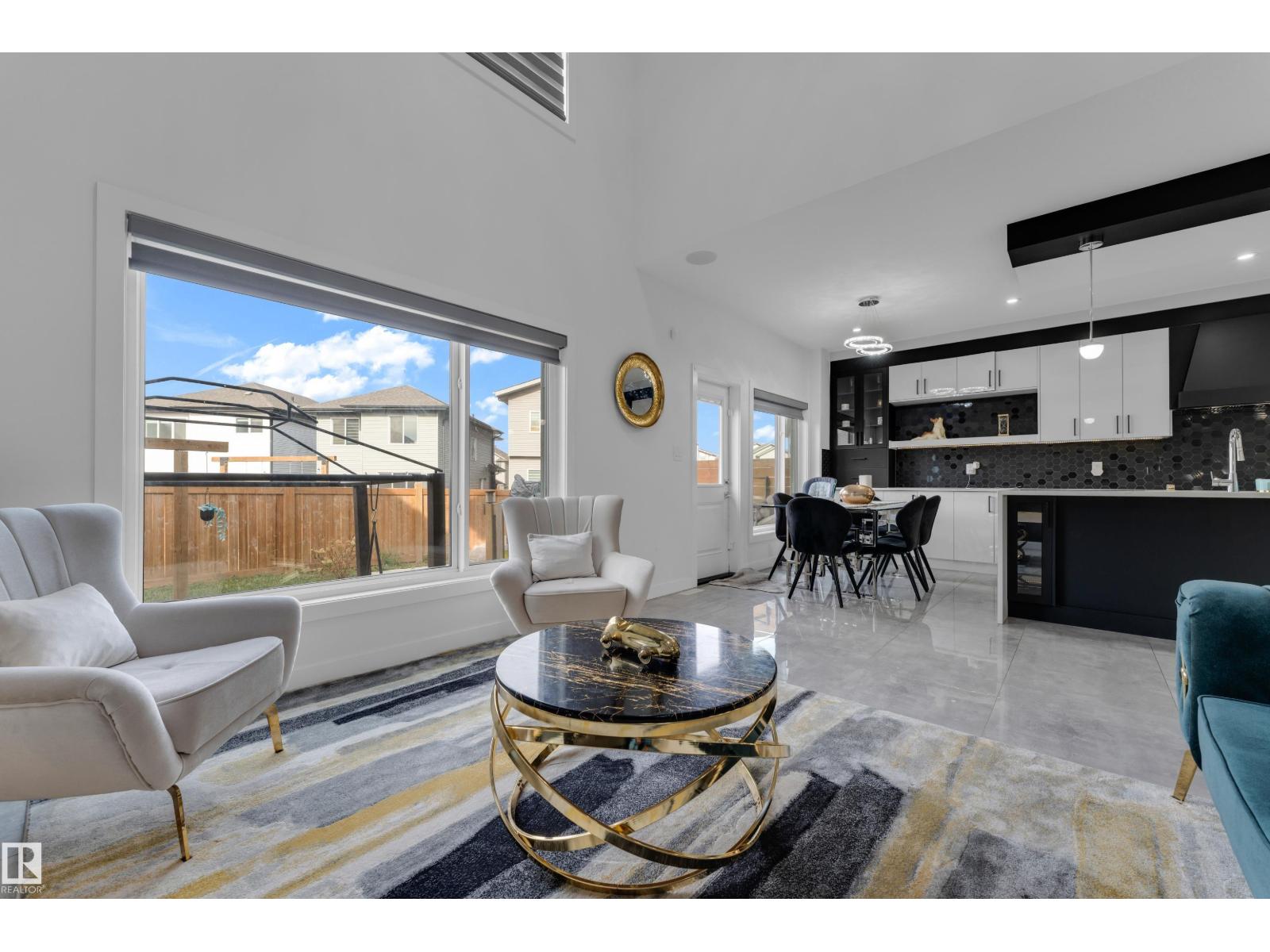 1360 20 St Nw Property Photo 15