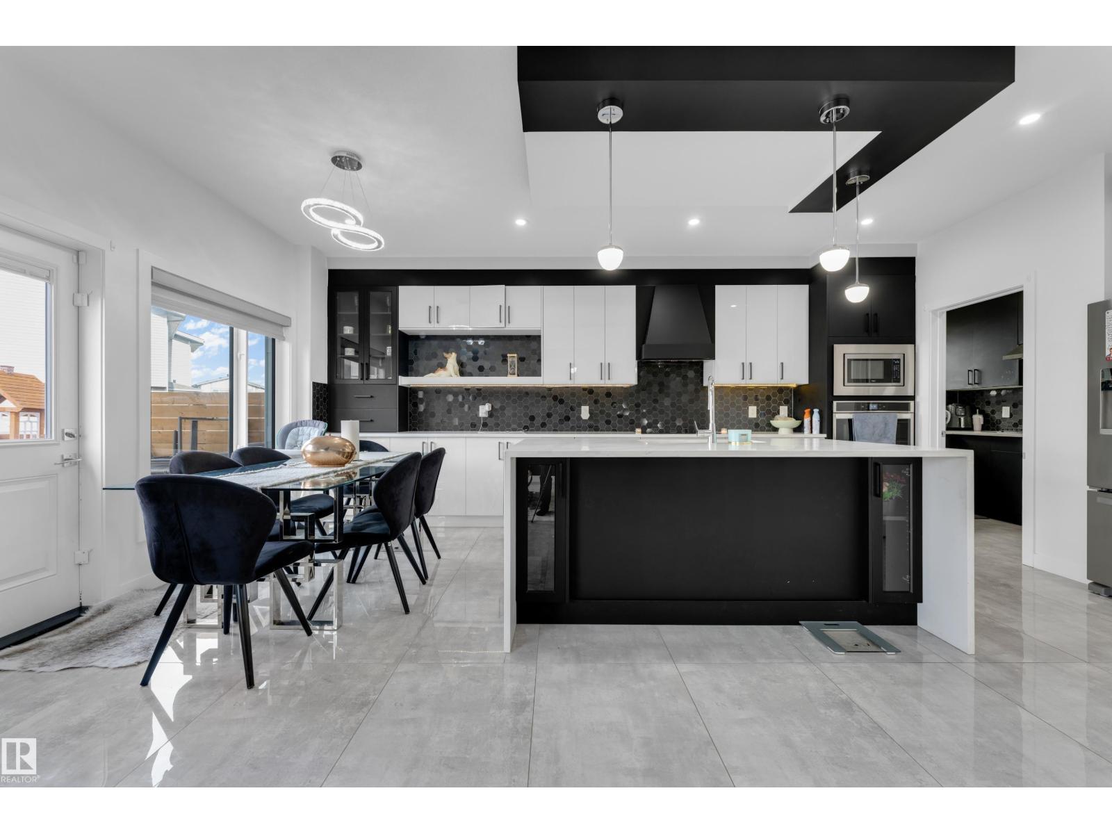 1360 20 St Nw Property Photo 21