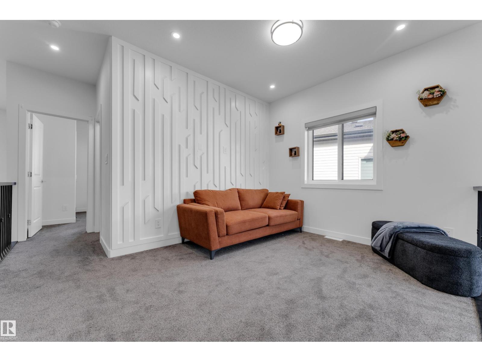 1360 20 St Nw Property Photo 27