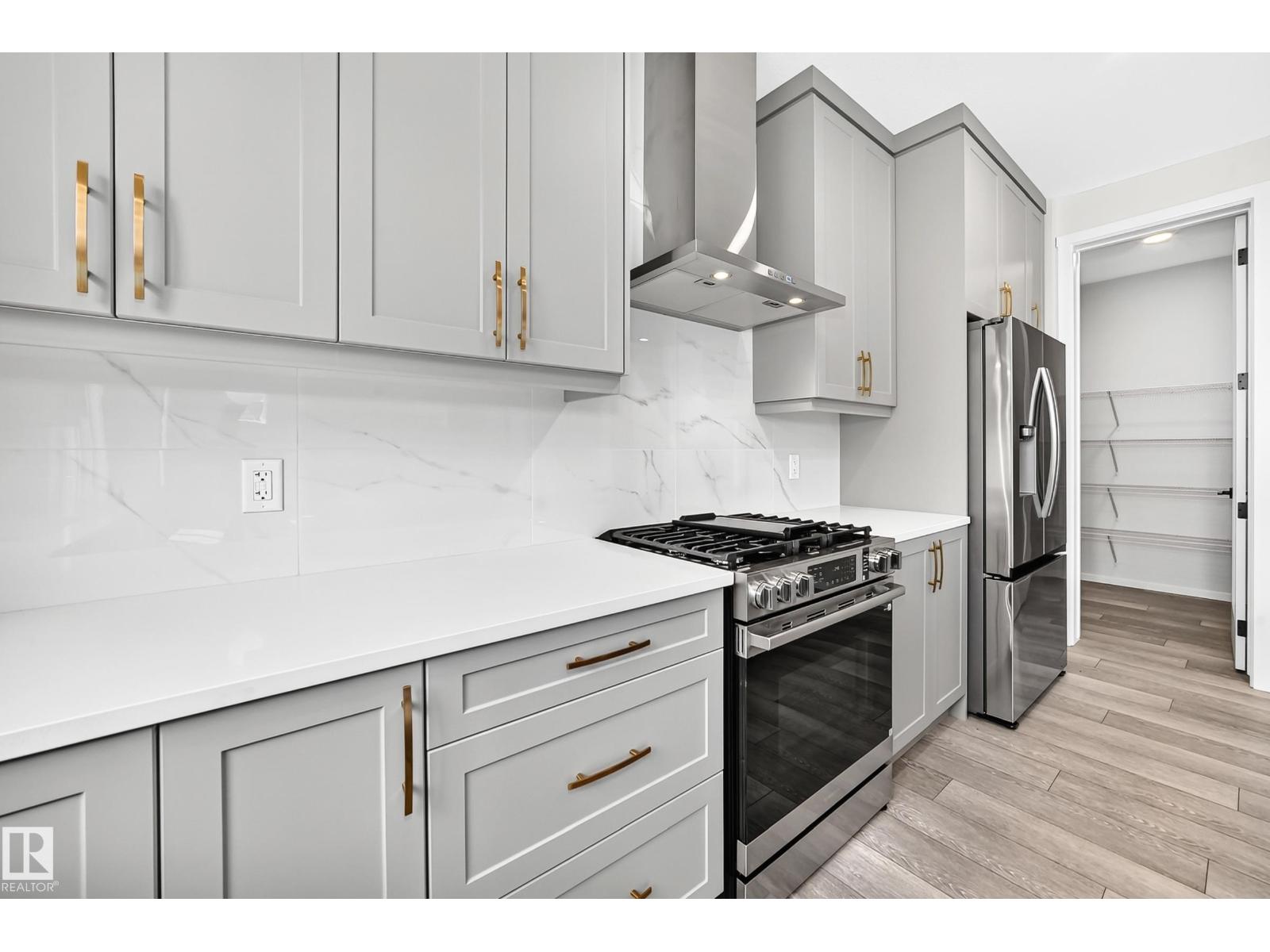1516 205 St Nw Property Photo 10