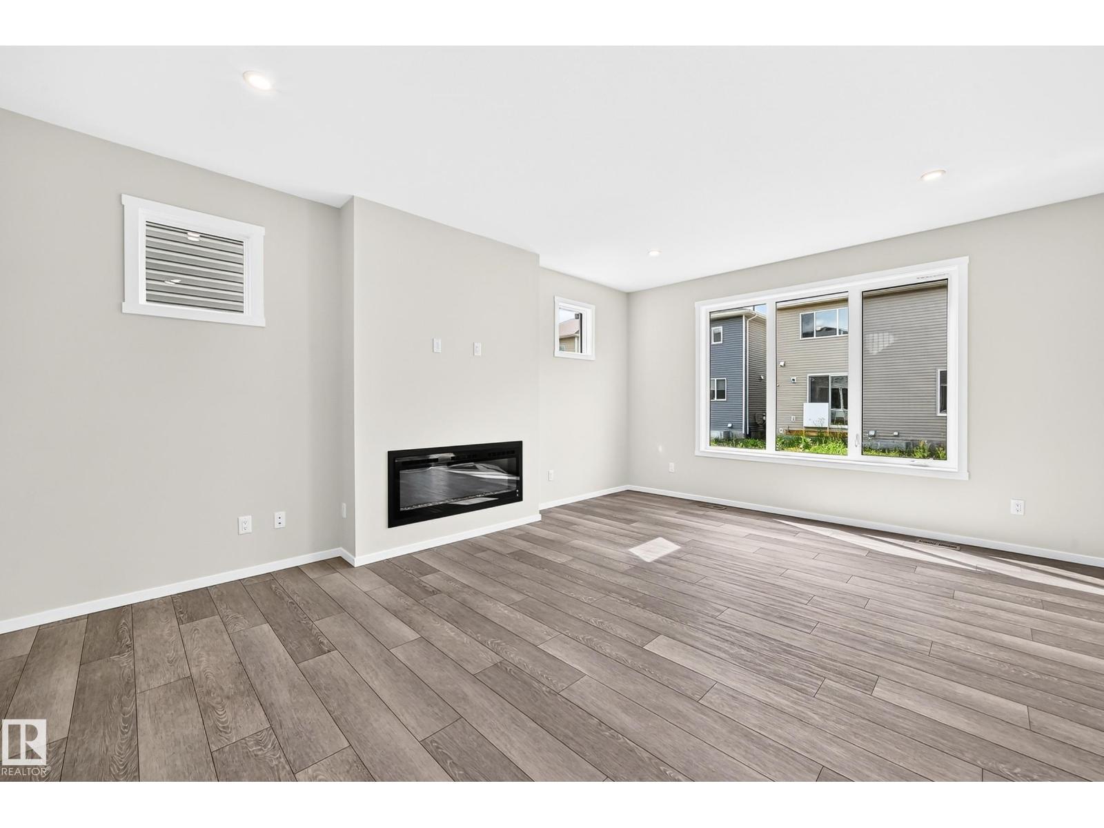 1516 205 St Nw Property Photo 14