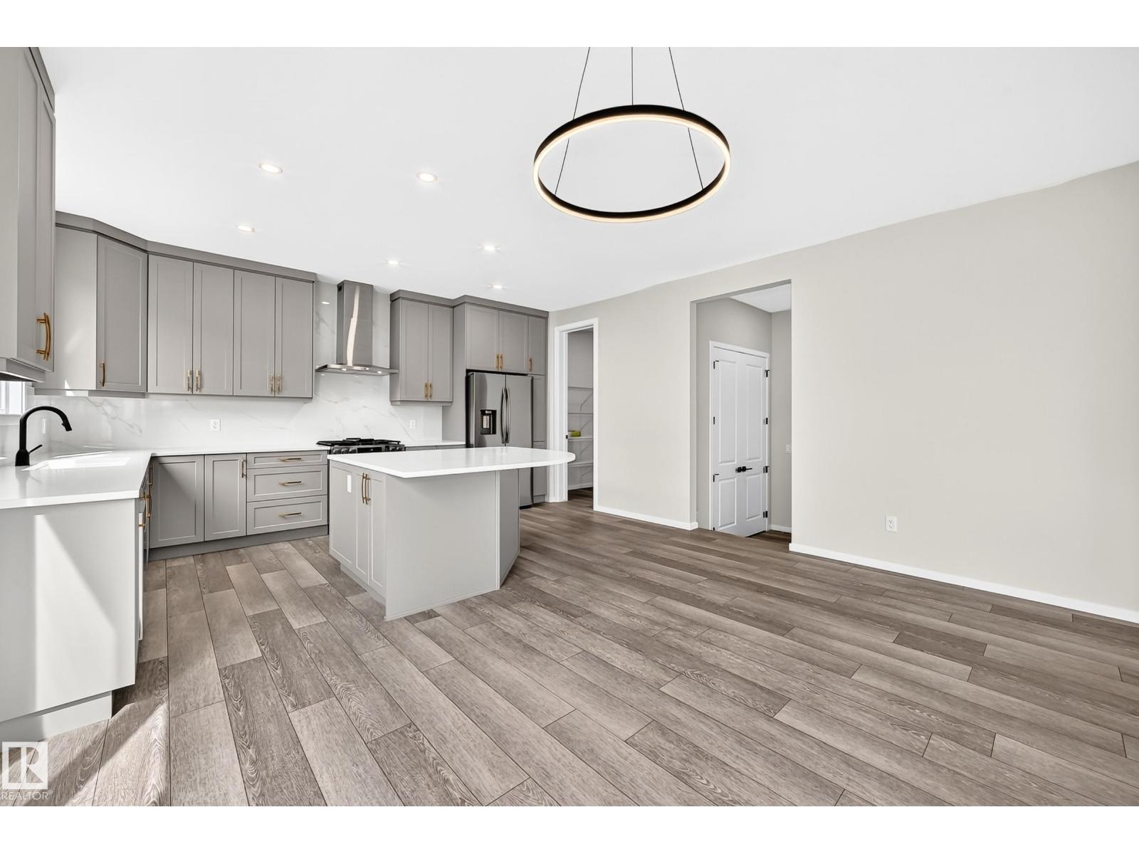 1516 205 St Nw Property Photo 18