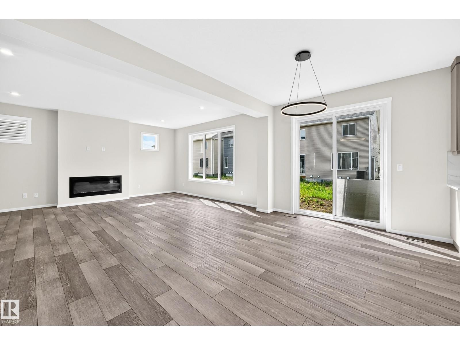 1516 205 St Nw Property Photo 19