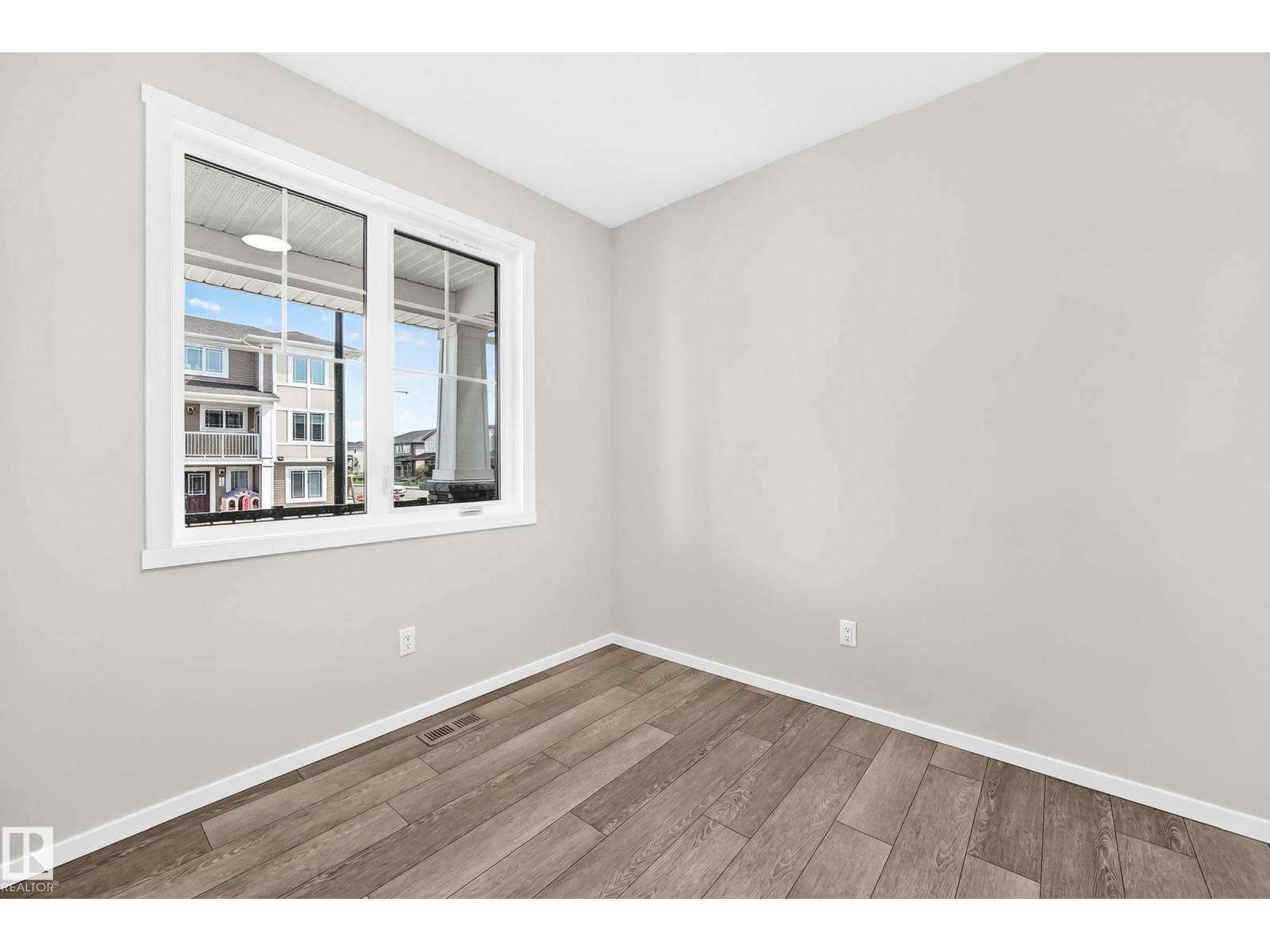 1516 205 St Nw Property Photo 20