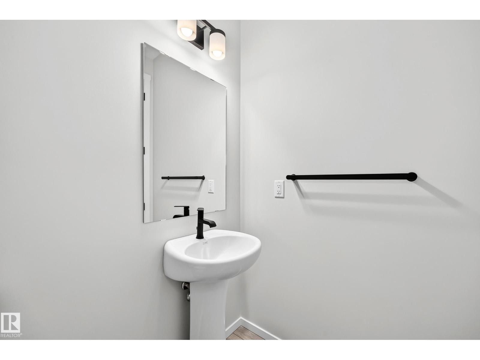 1516 205 St Nw Property Photo 23