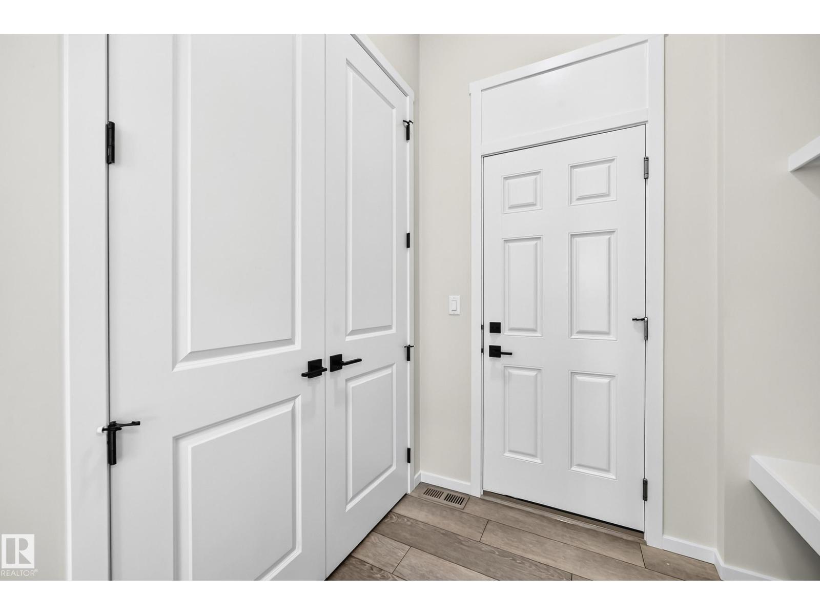 1516 205 St Nw Property Photo 26