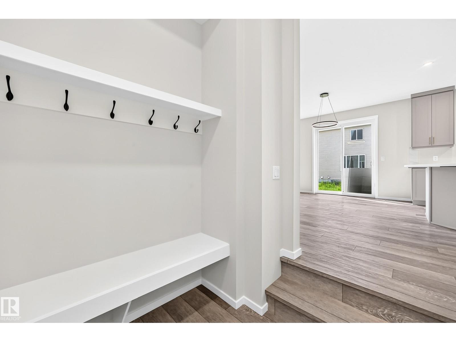 1516 205 St Nw Property Photo 27