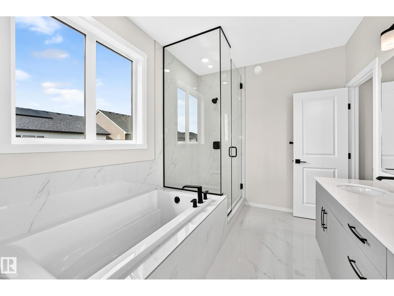 1516 205 St Nw Property Photo 33