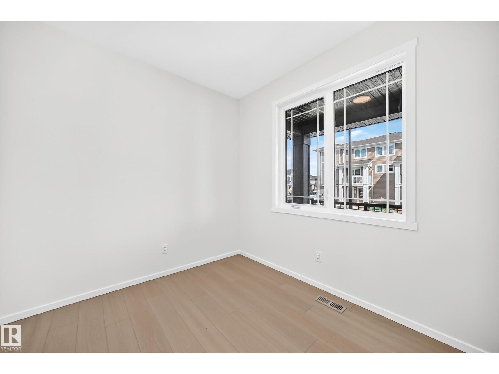 1512 205 St Nw Property Photo 20