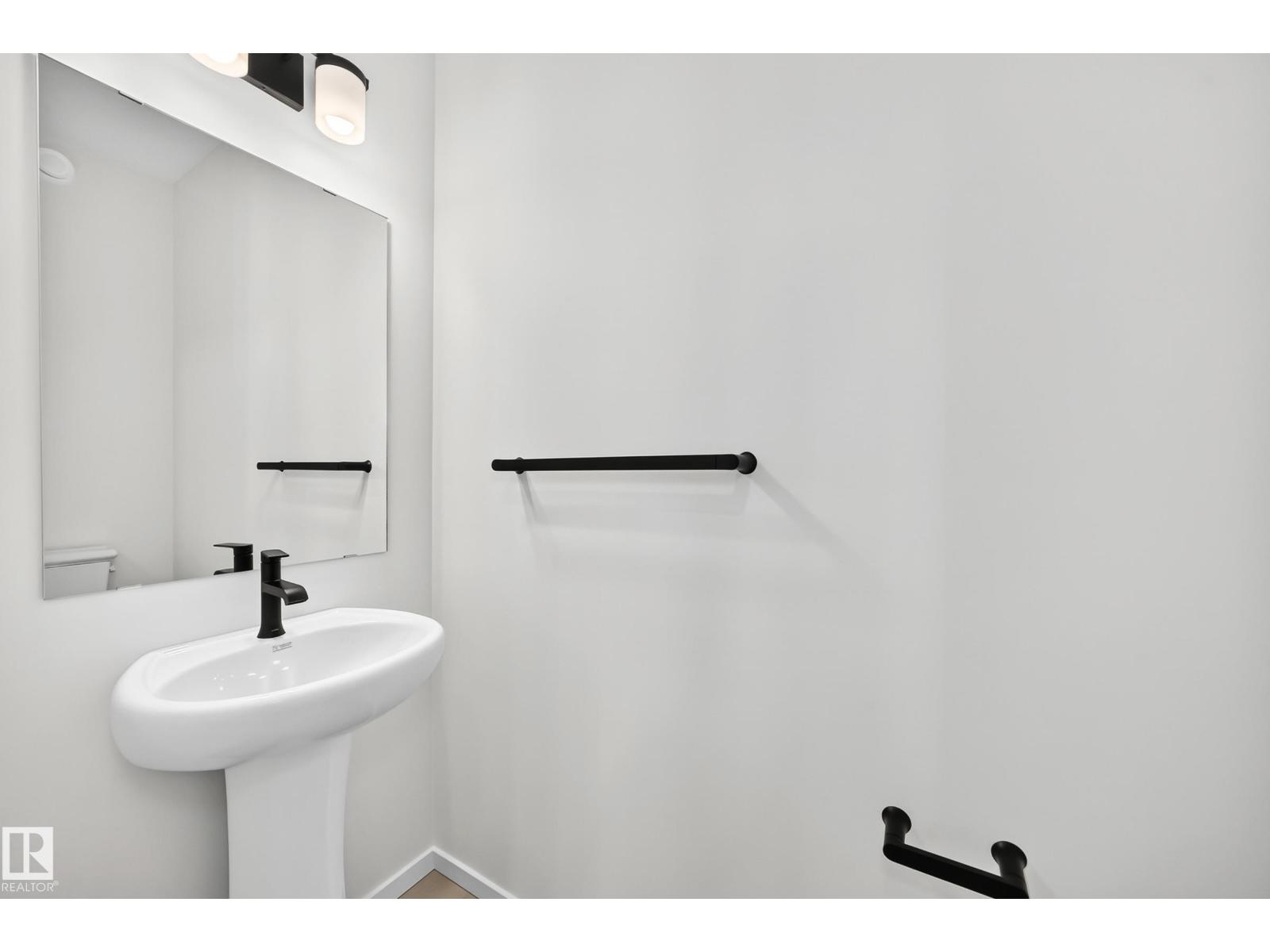 1512 205 St Nw Property Photo 22