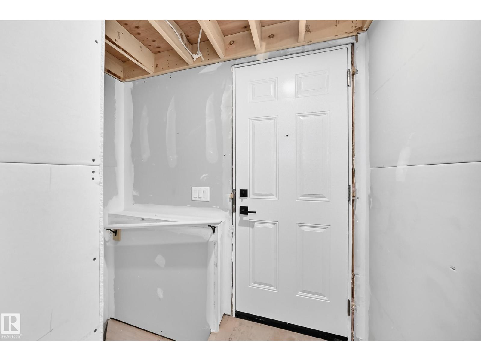 1512 205 St Nw Property Photo 53