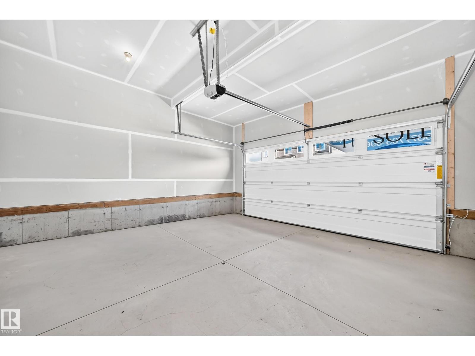 1512 205 St Nw Property Photo 61