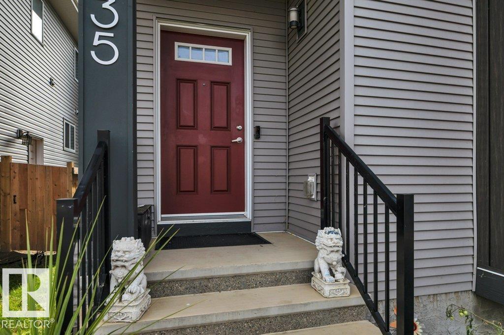7435 181 Av Nw Property Photo 4