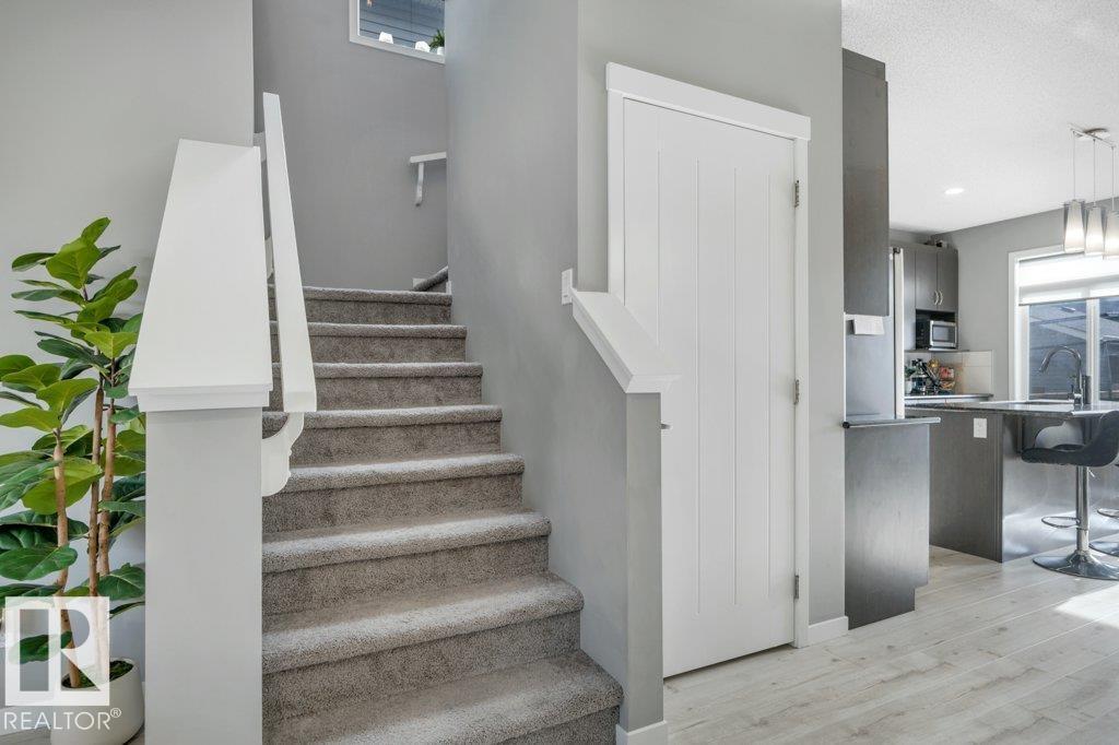 7435 181 Av Nw Property Photo 21