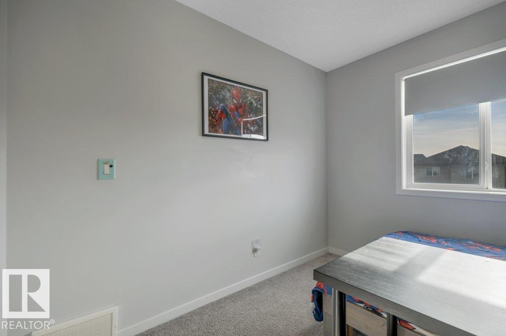 7435 181 Av Nw Property Photo 29