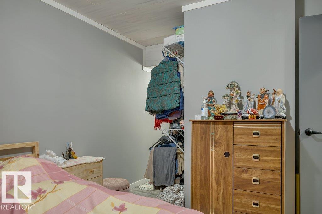 7435 181 Av Nw Property Photo 41