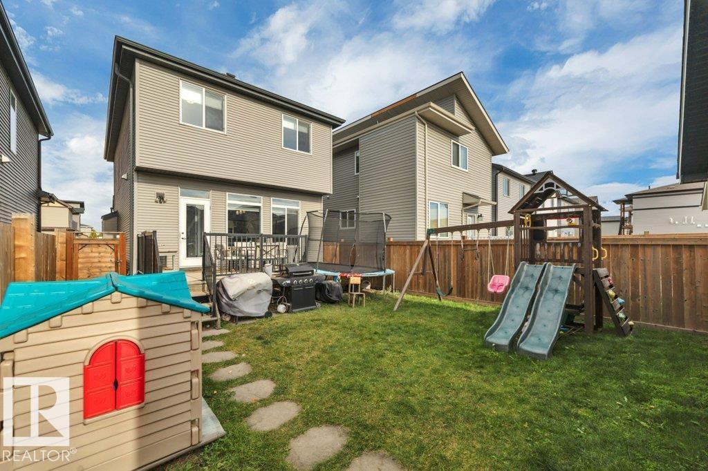 7435 181 Av Nw Property Photo 52