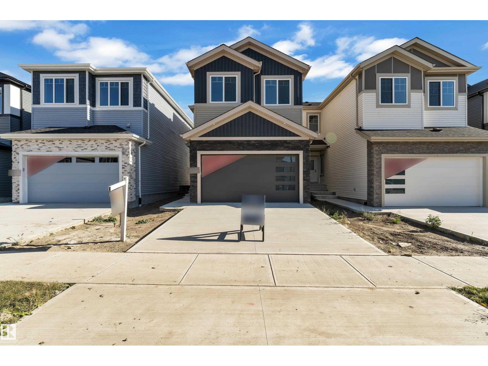 4311 36 St Property Photo 5