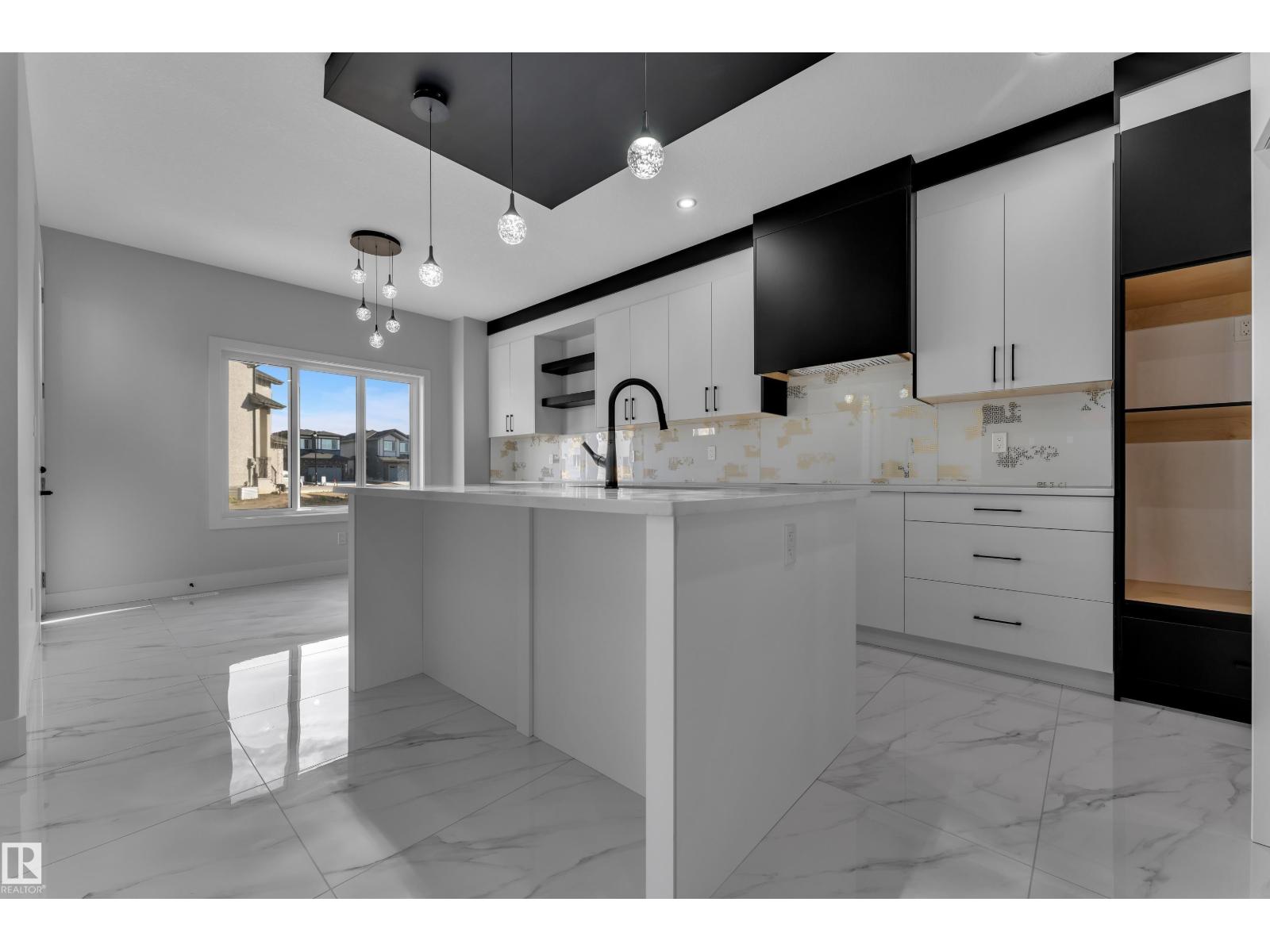 4311 36 St Property Photo 16