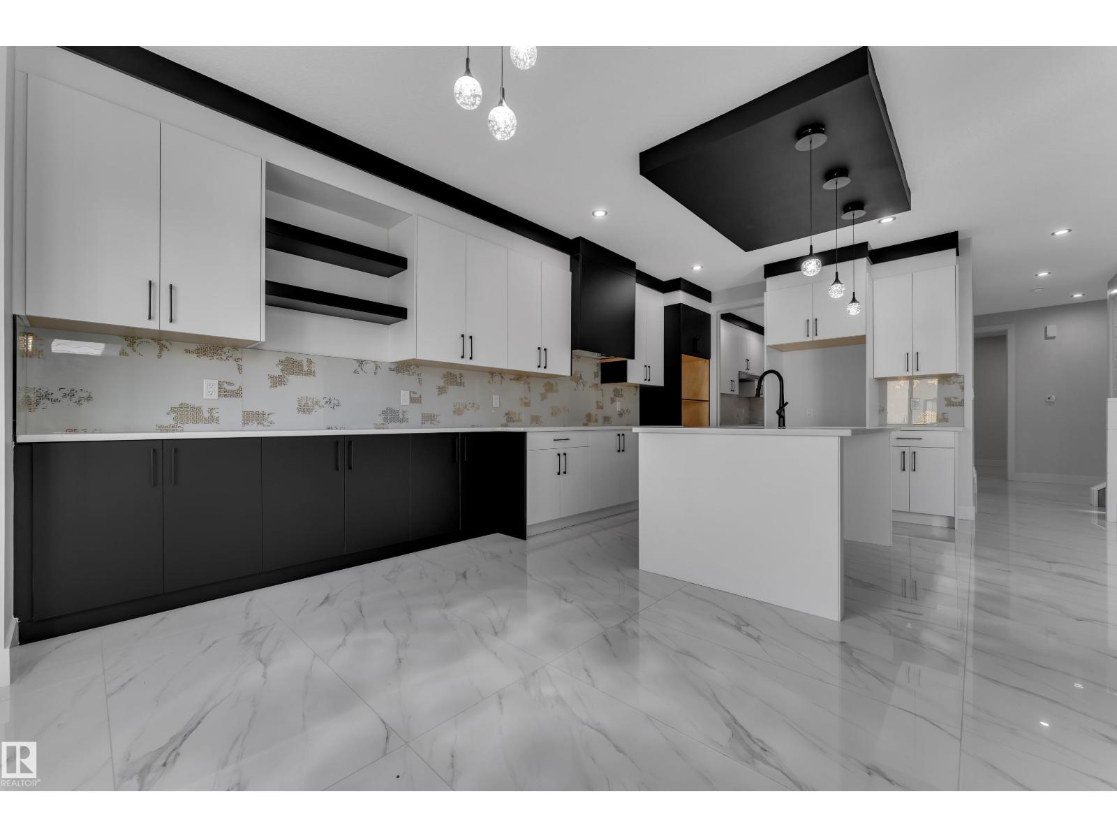 4311 36 St Property Photo 21