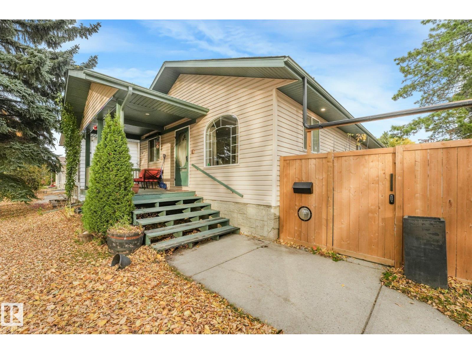 9617 151 St Nw Property Photo 14