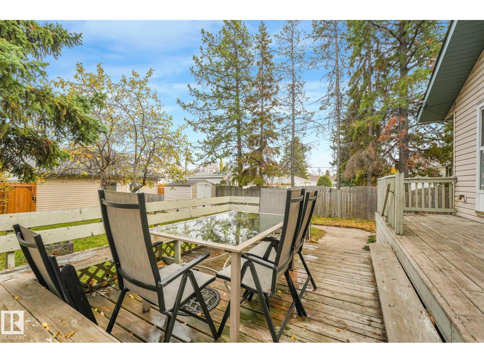 9617 151 St Nw Property Photo 17