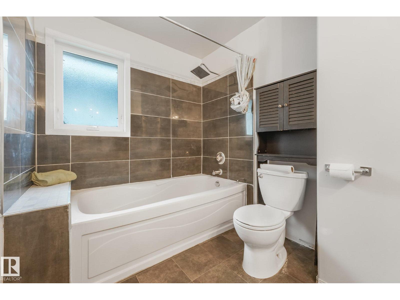 9617 151 St Nw Property Photo 37