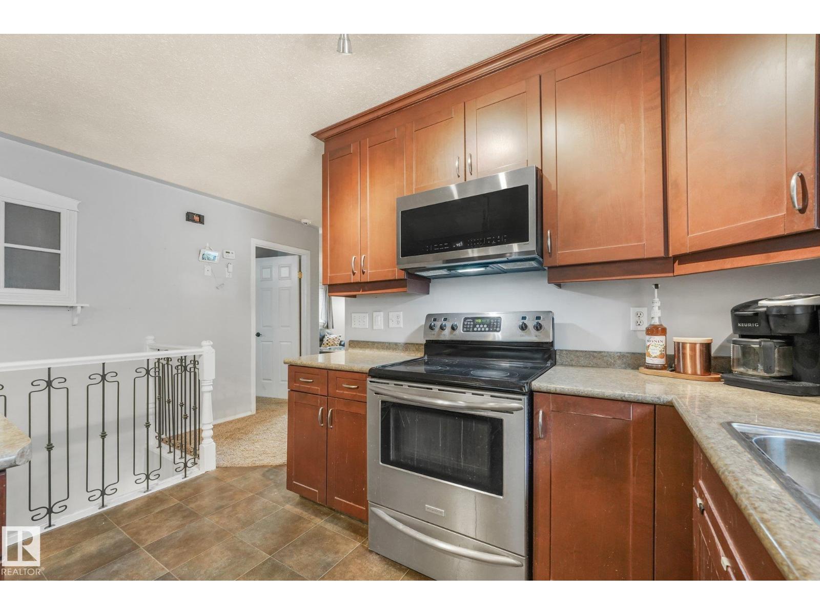 9617 151 St Nw Property Photo 43