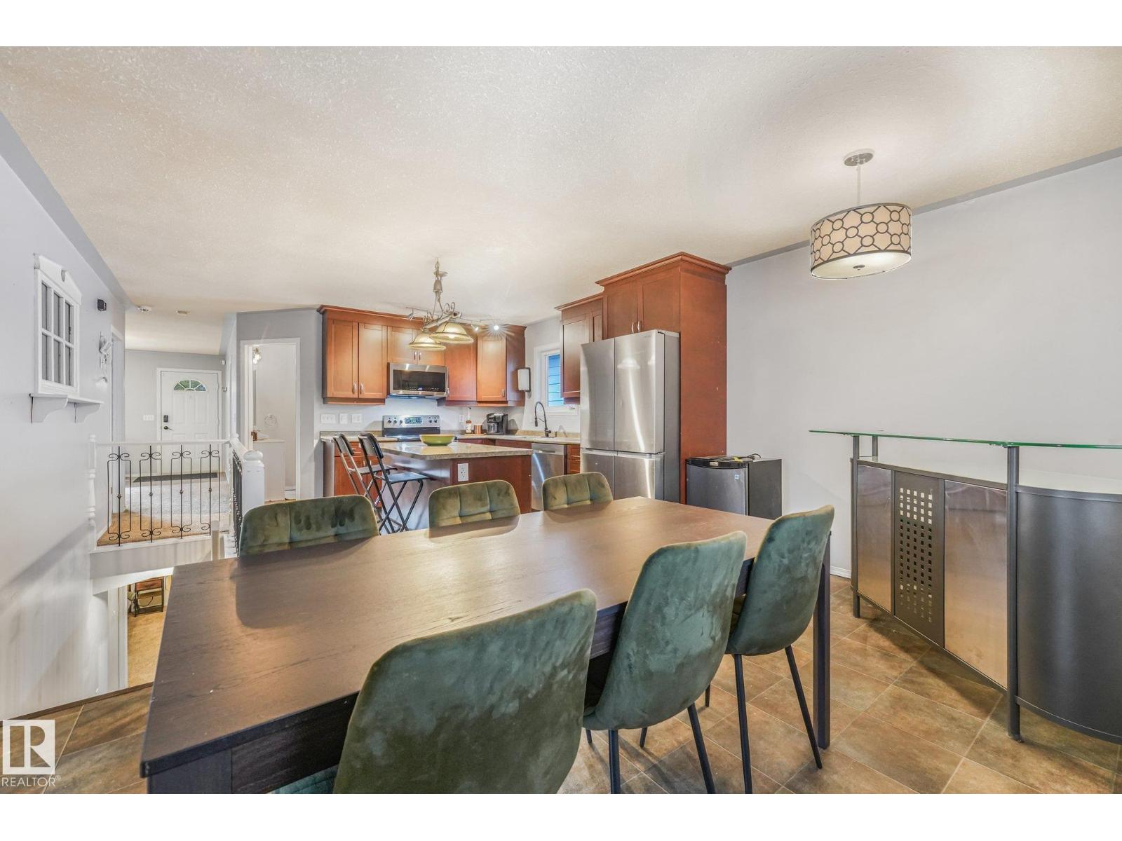 9617 151 St Nw Property Photo 46