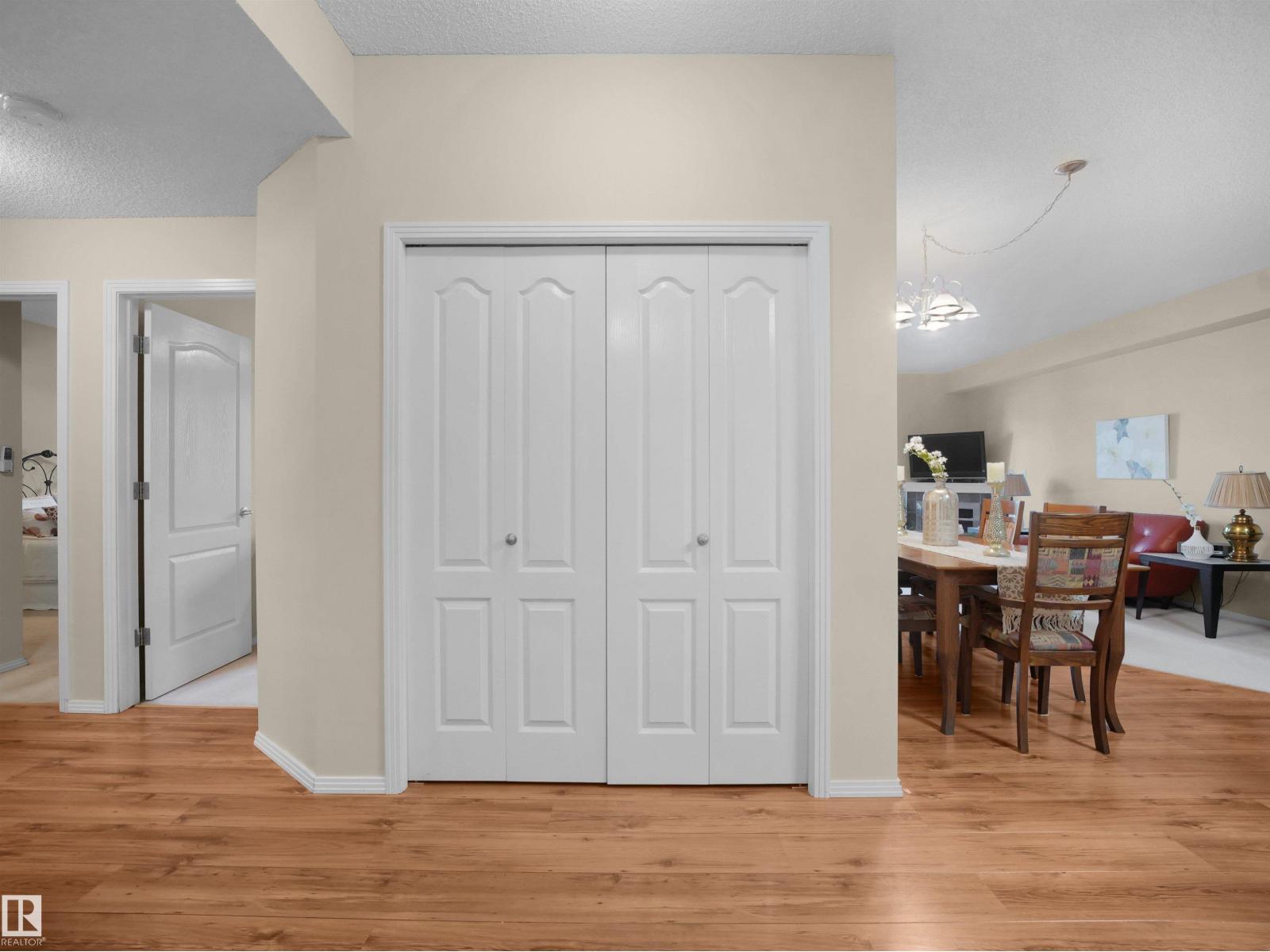 #206 12111 51 Av Nw Property Photo 7