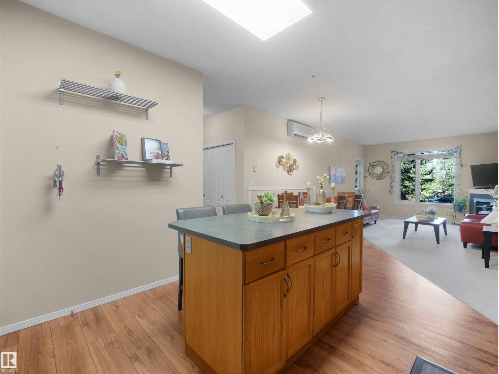 #206 12111 51 Av Nw Property Photo 13