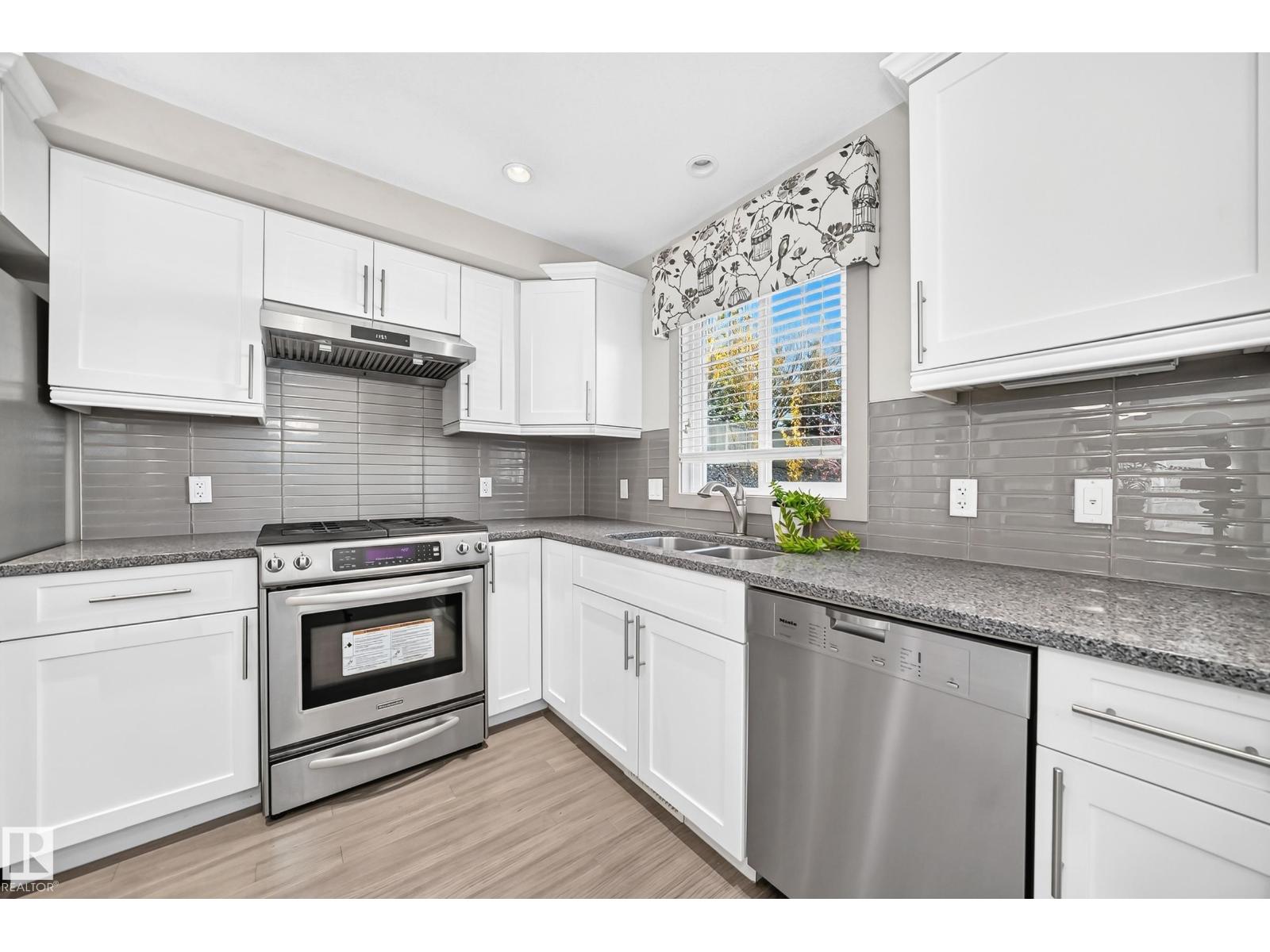 #33 1150 Windermere Wy Sw Property Photo 14