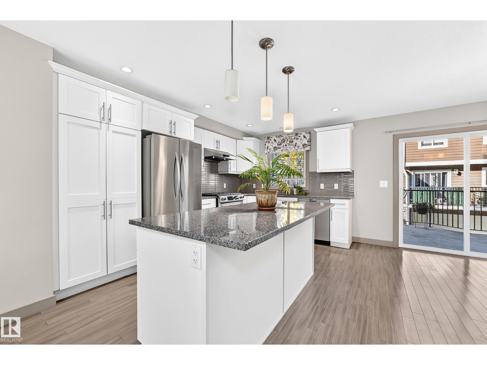 #33 1150 Windermere Wy Sw Property Photo 18