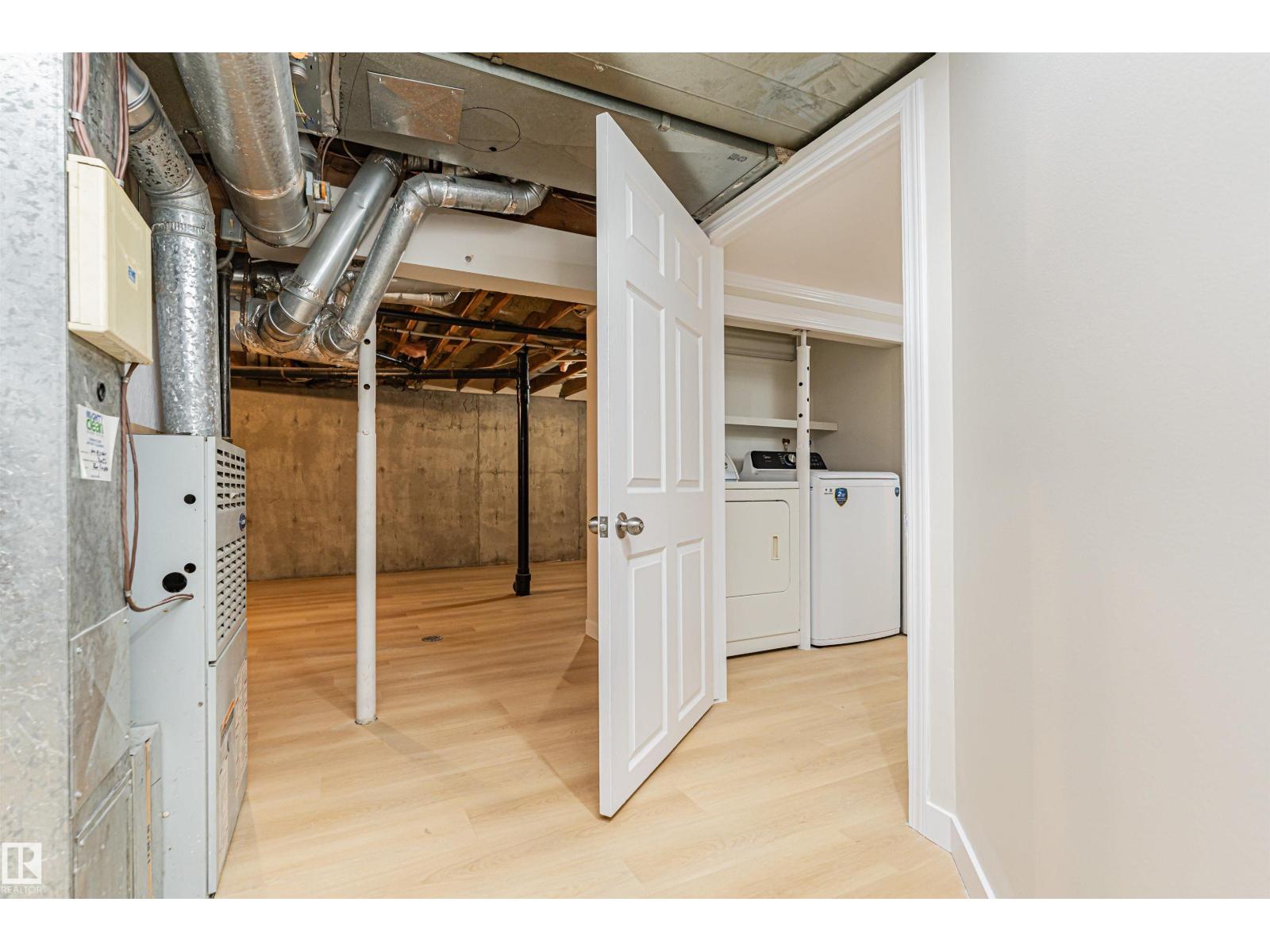 29 Grenfell Av Property Photo 15