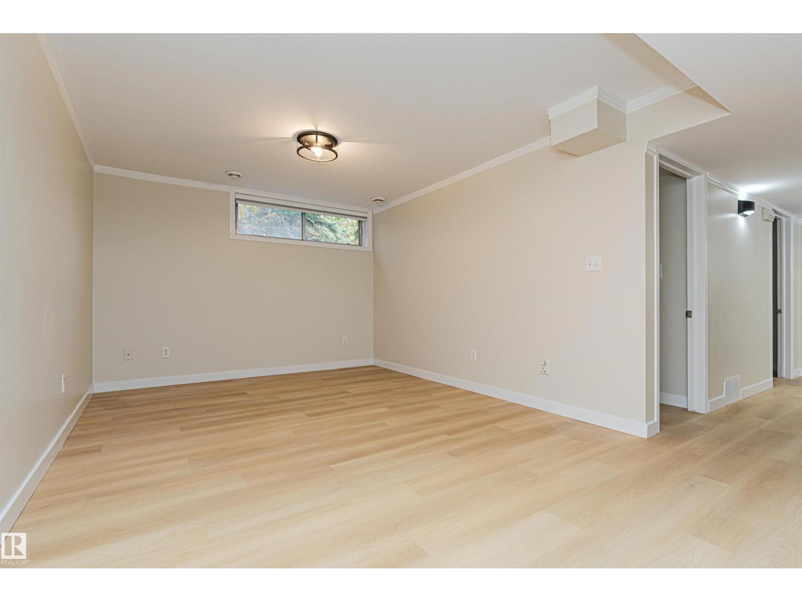 29 Grenfell Av Property Photo 19