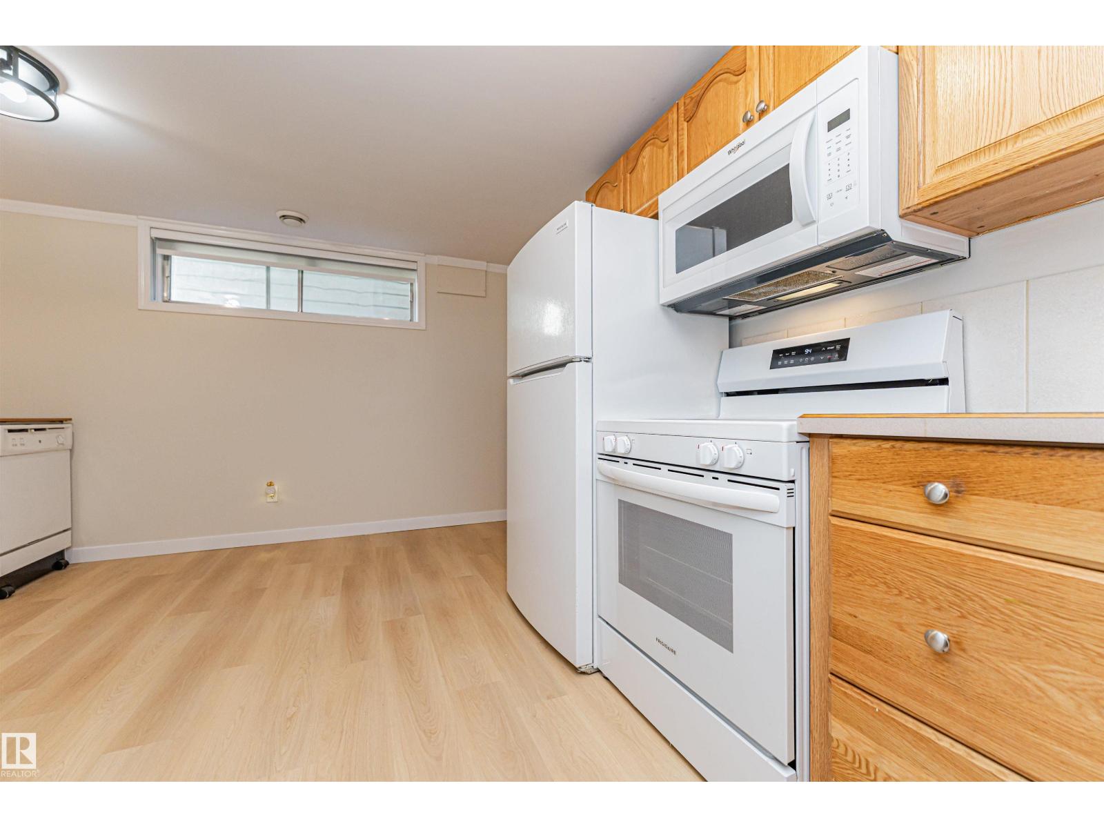 29 Grenfell Av Property Photo 26