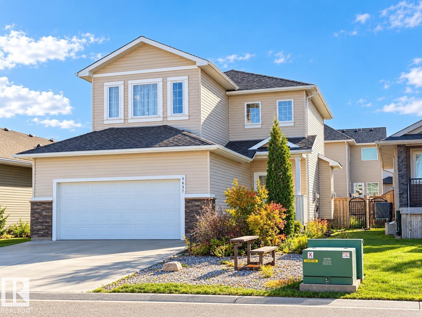 5637 51 Av Property Photo 21