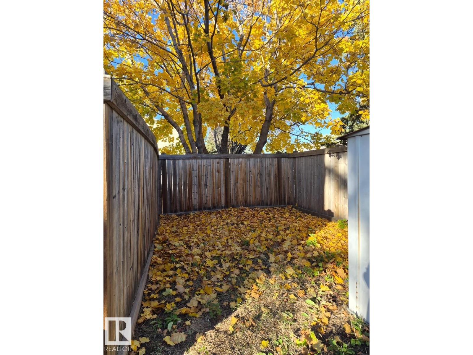18223 74 Av Nw Property Photo 6