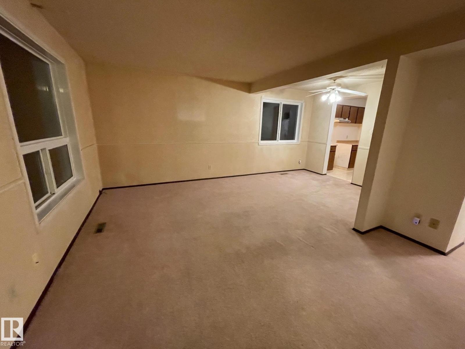 18223 74 Av Nw Property Photo 10