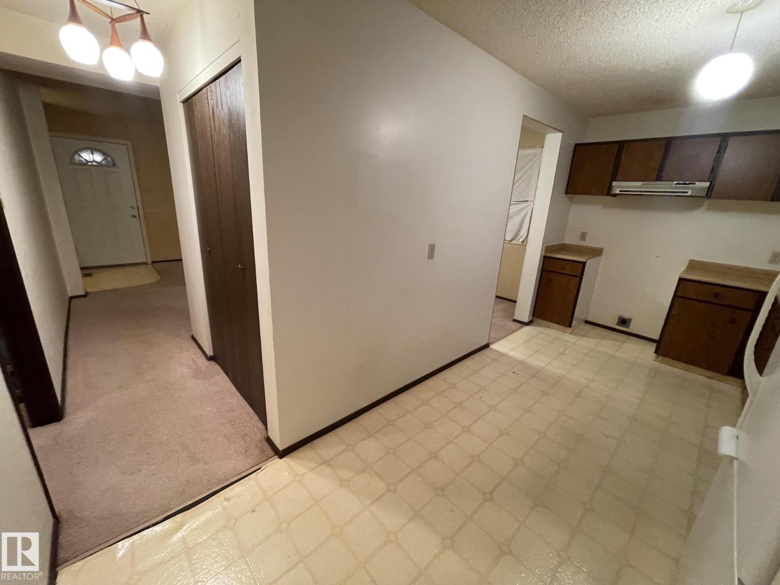 18223 74 Av Nw Property Photo 13