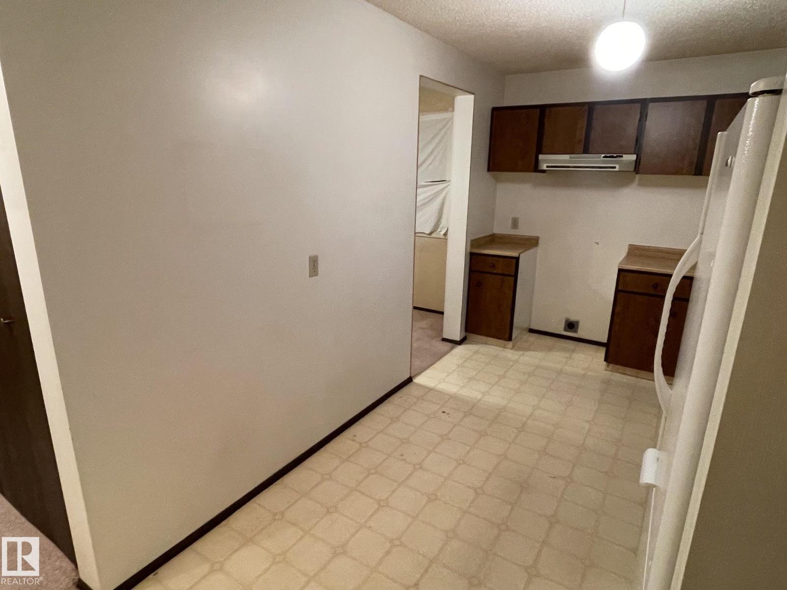 18223 74 Av Nw Property Photo 15