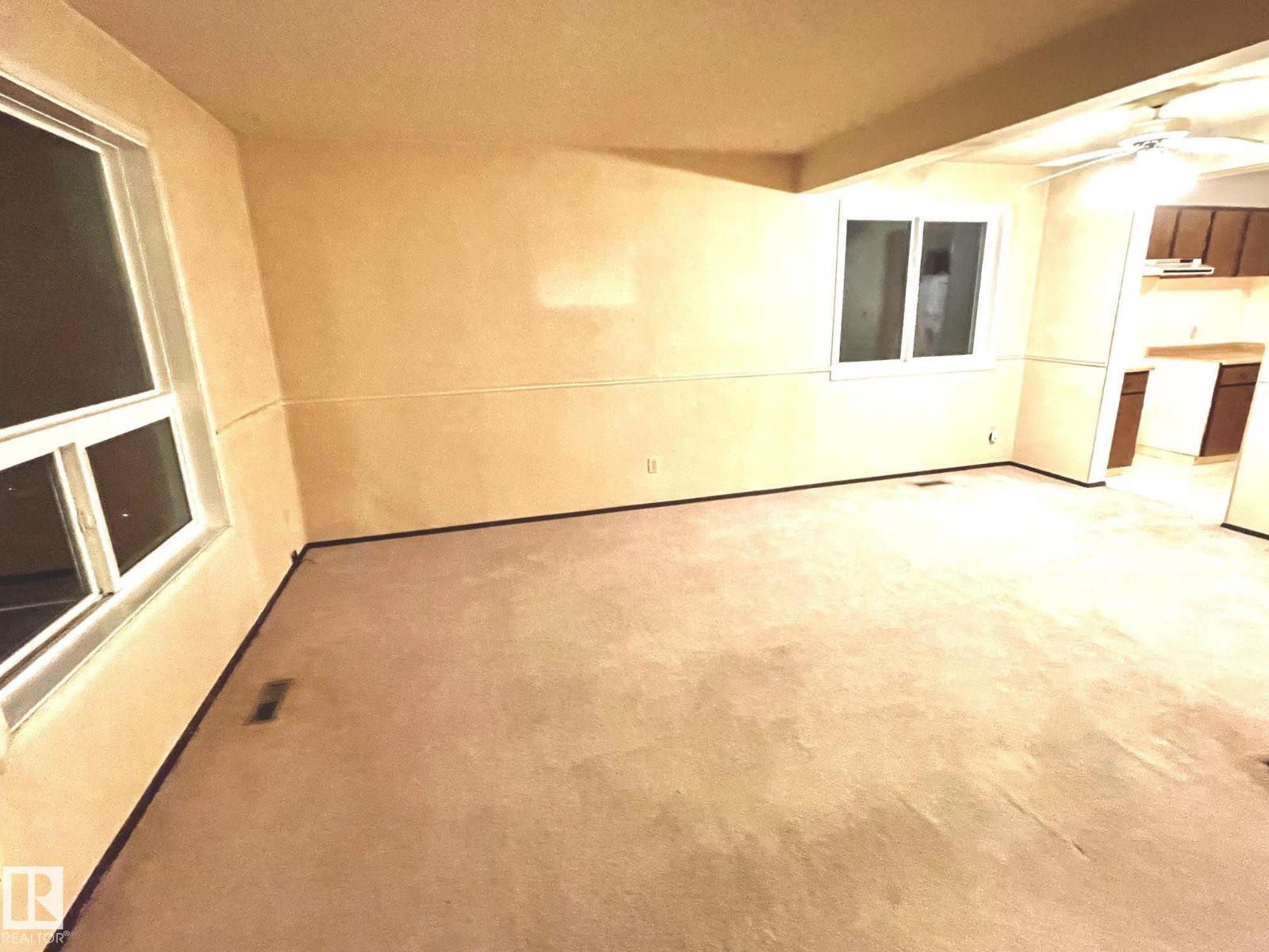 18223 74 Av Nw Property Photo 29