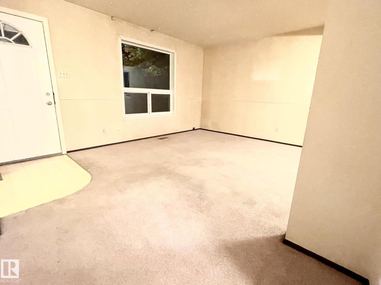 18223 74 Av Nw Property Photo 30