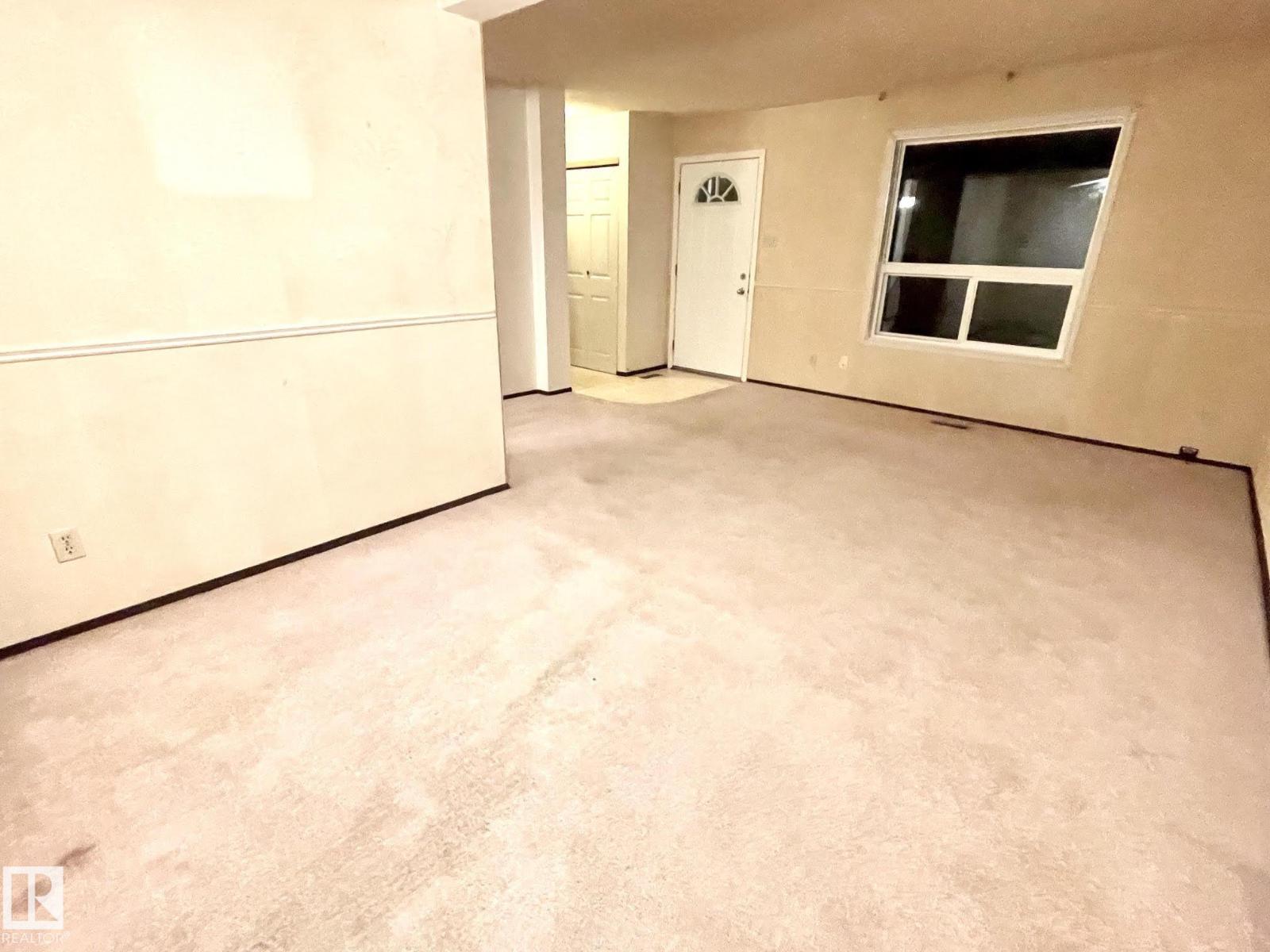 18223 74 Av Nw Property Photo 33