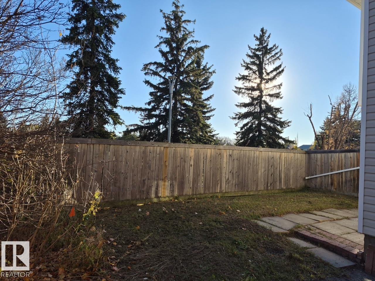 18223 74 Av Nw Property Photo 37