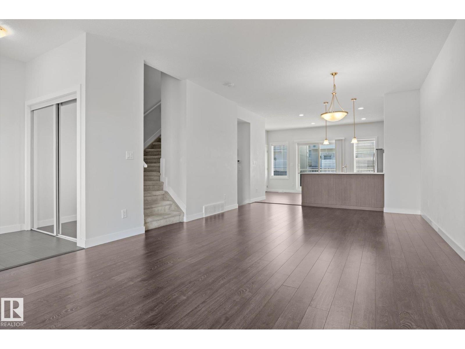#16 723 172 St Sw Property Photo 9