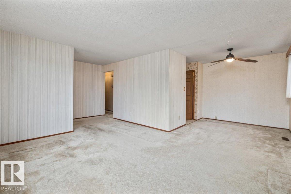 17 Garnet Cr Property Photo 5